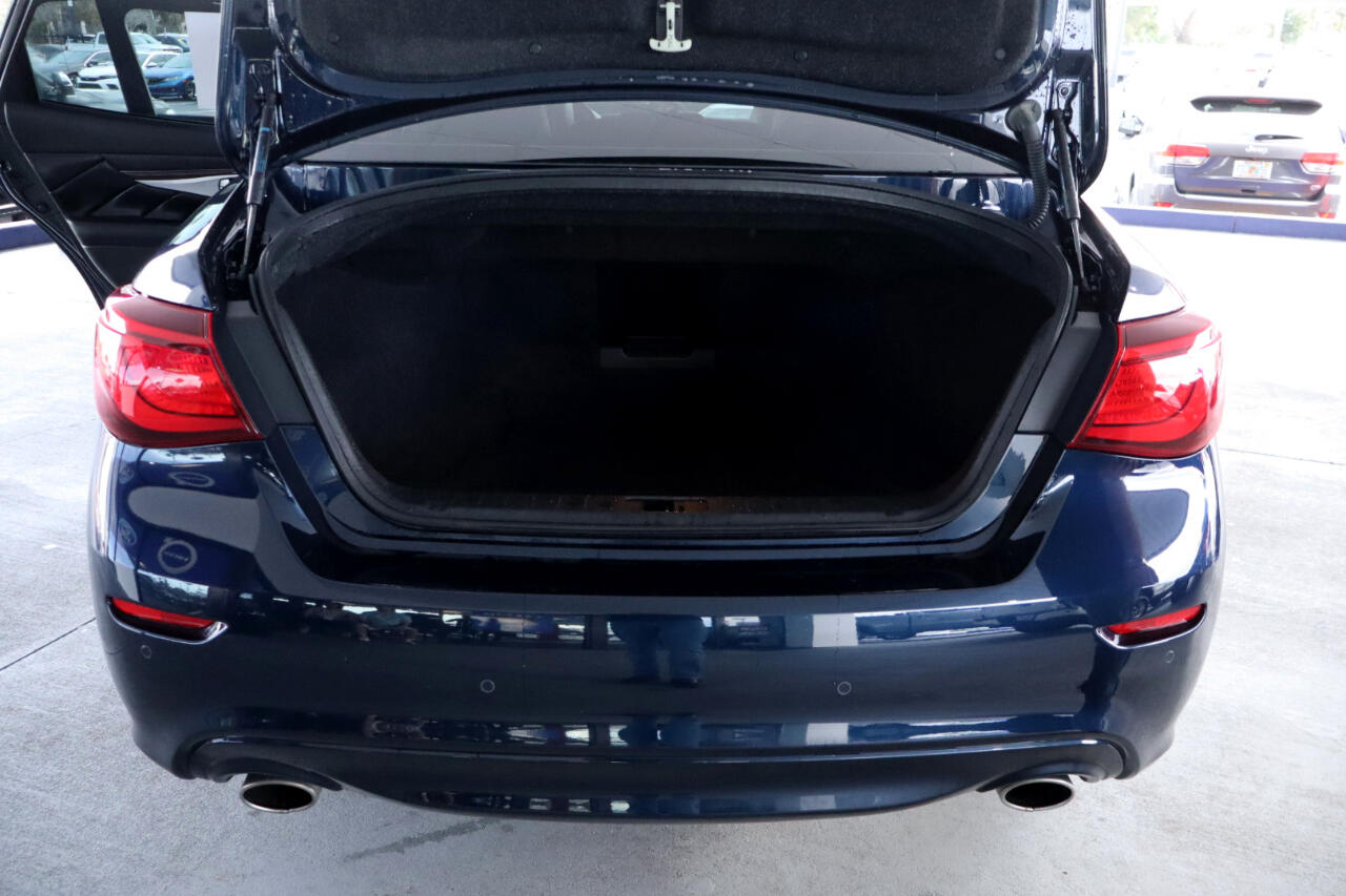 Infiniti Q70L 3.7 LUXE RWD 2018