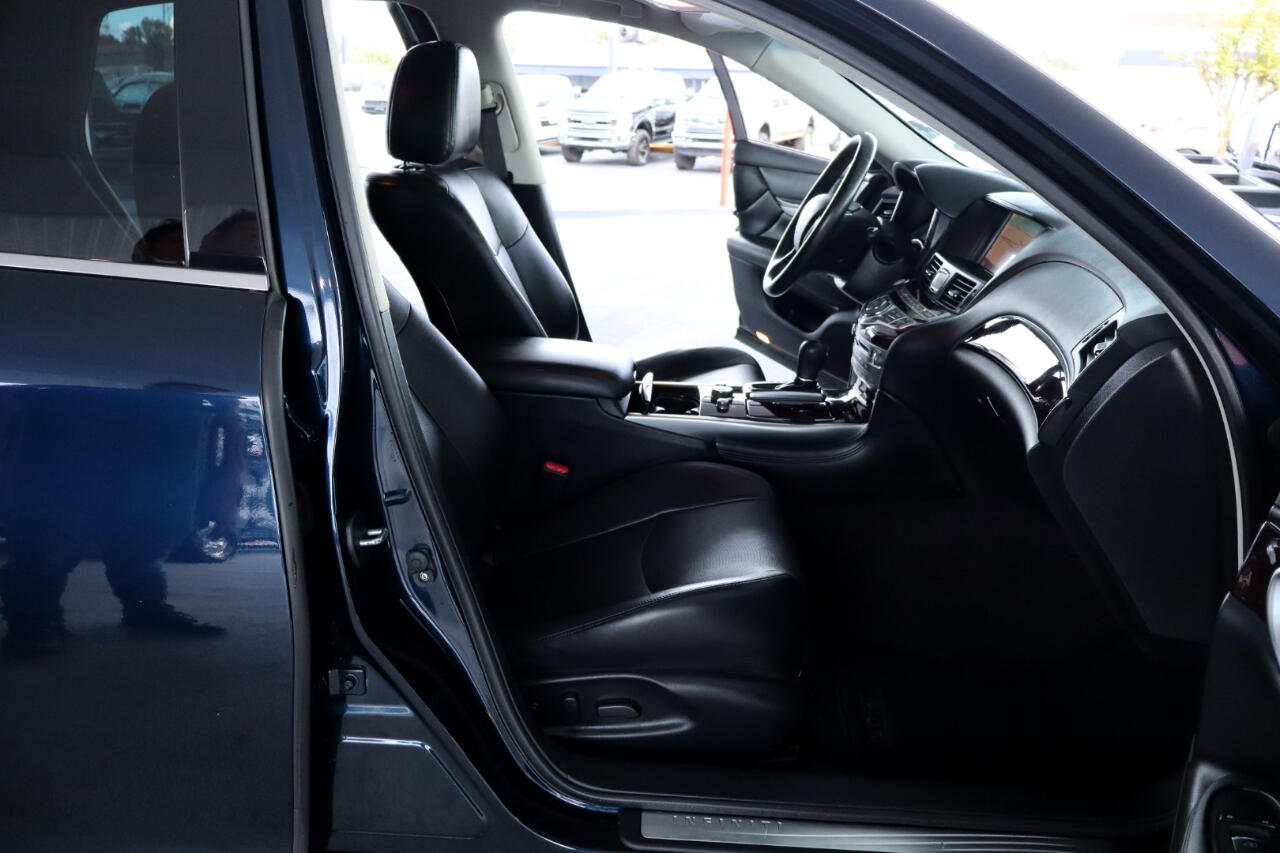 Infiniti Q70L 3.7 LUXE RWD 2018