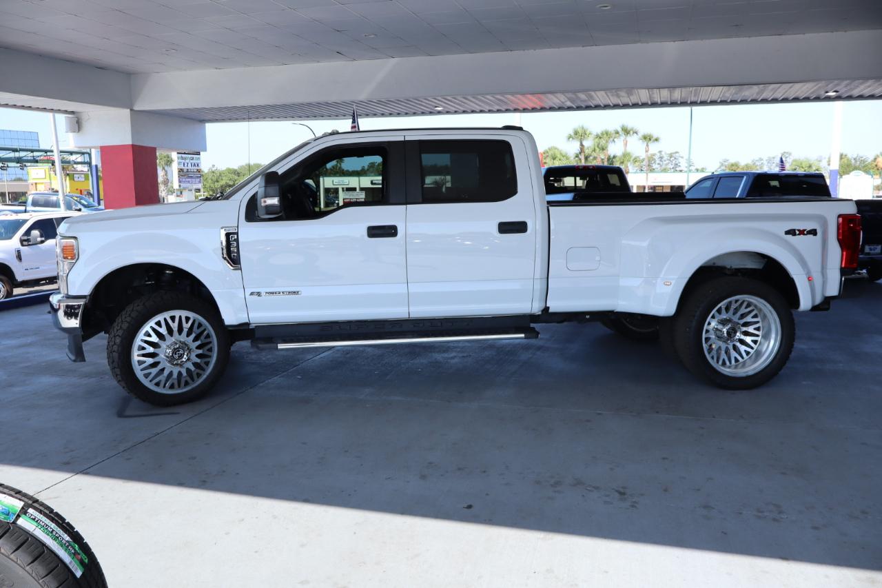 Ford Super Duty F-350 DRW 4WD Crew Cab 172" XLT 2020