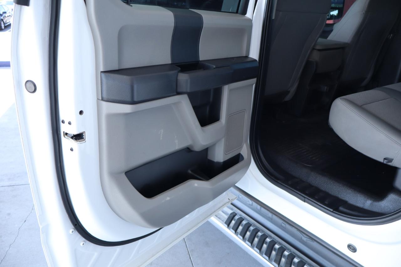 Ford Super Duty F-350 DRW 4WD Crew Cab 172" XLT 2020