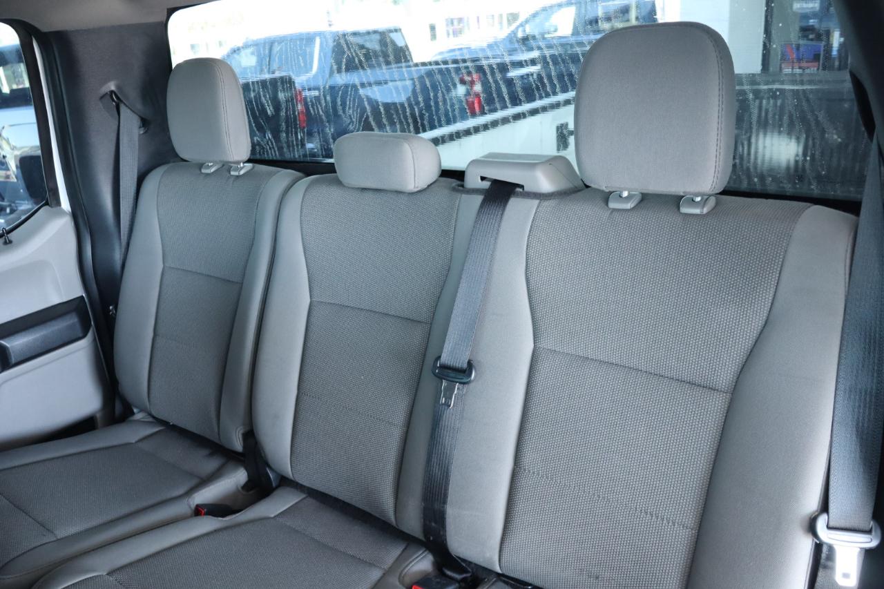 Ford Super Duty F-350 DRW 4WD Crew Cab 172" XLT 2020