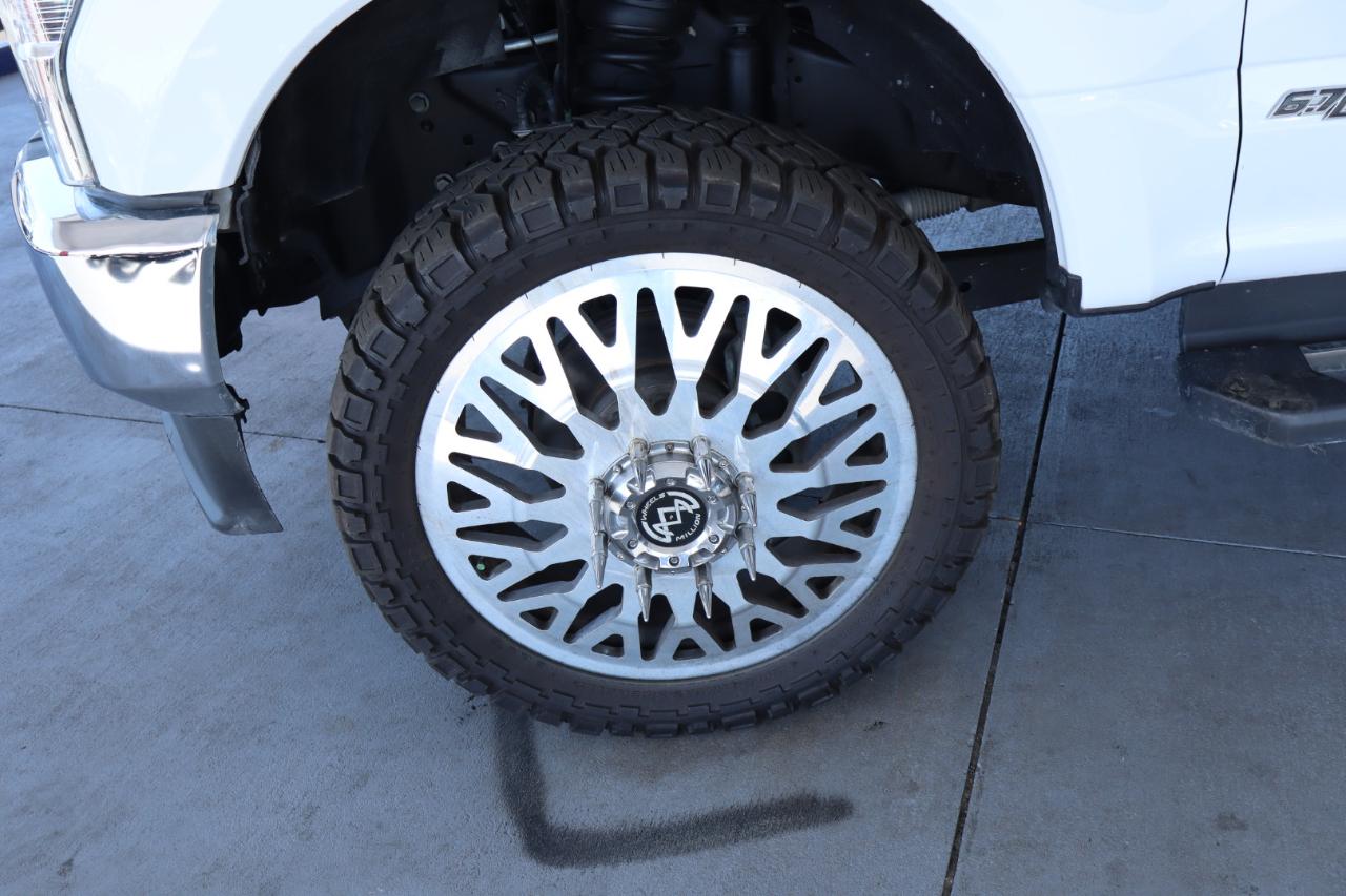 Ford Super Duty F-350 DRW 4WD Crew Cab 172" XLT 2020