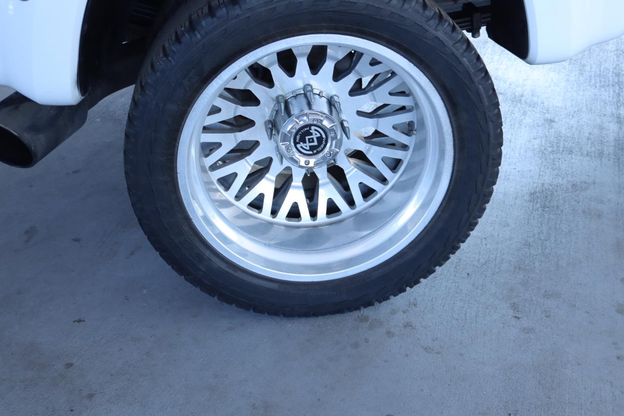 Ford Super Duty F-350 DRW 4WD Crew Cab 172" XLT 2020