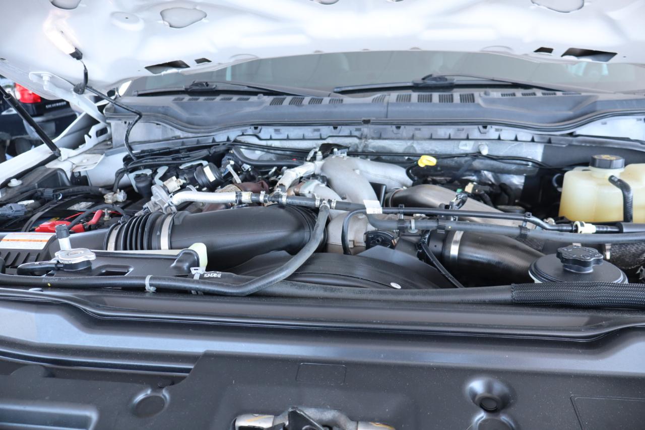 Ford Super Duty F-350 DRW 4WD Crew Cab 172" XLT 2020