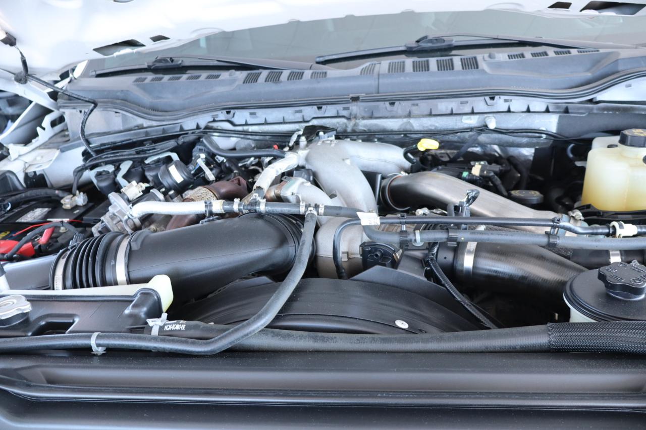 Ford Super Duty F-350 DRW 4WD Crew Cab 172" XLT 2020