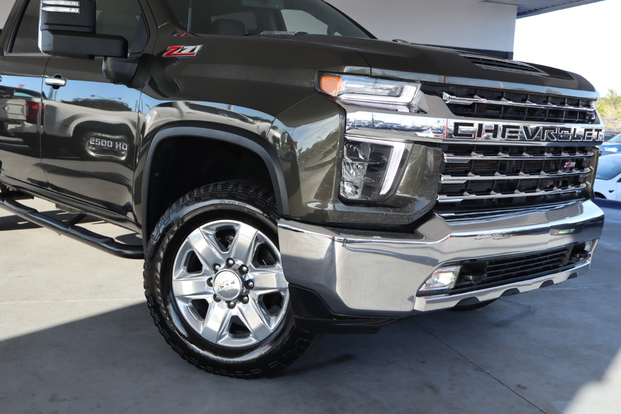 Chevrolet Silverado 2500HD 4WD Crew Cab 159" LTZ 2023