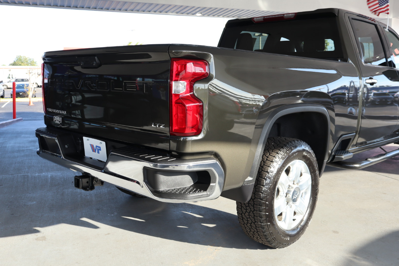 Chevrolet Silverado 2500HD 4WD Crew Cab 159" LTZ 2023
