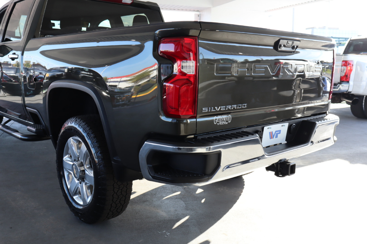 Chevrolet Silverado 2500HD 4WD Crew Cab 159" LTZ 2023