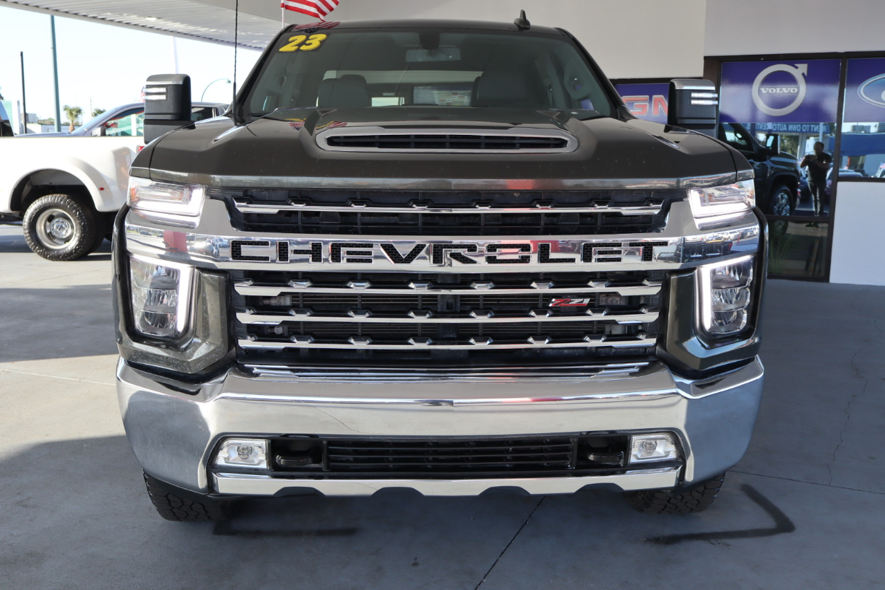 Chevrolet Silverado 2500HD 4WD Crew Cab 159" LTZ 2023