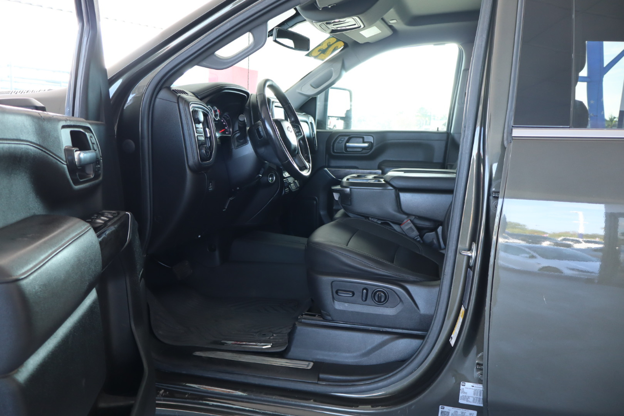 Chevrolet Silverado 2500HD 4WD Crew Cab 159" LTZ 2023