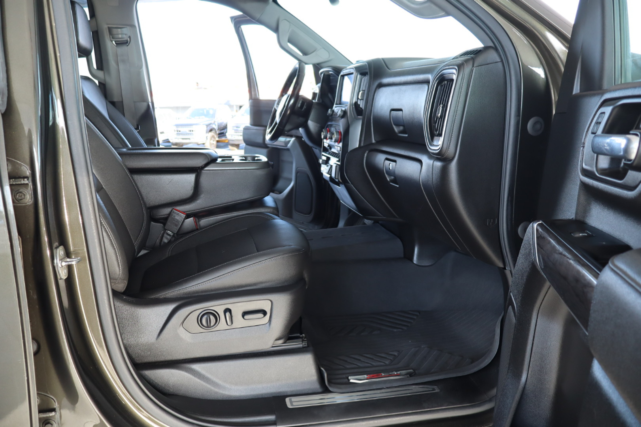 Chevrolet Silverado 2500HD 4WD Crew Cab 159" LTZ 2023