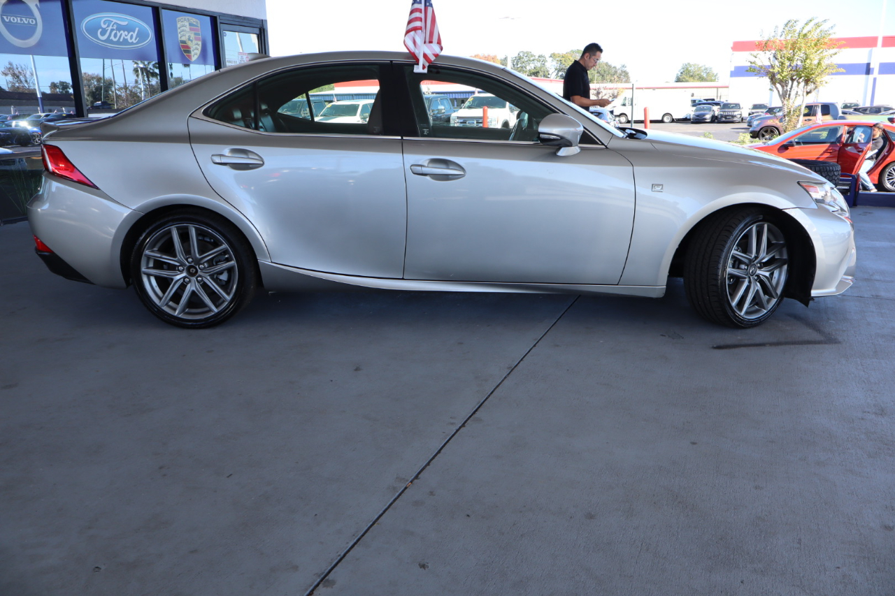 Lexus IS 250 4dr Sport Sdn RWD 2015