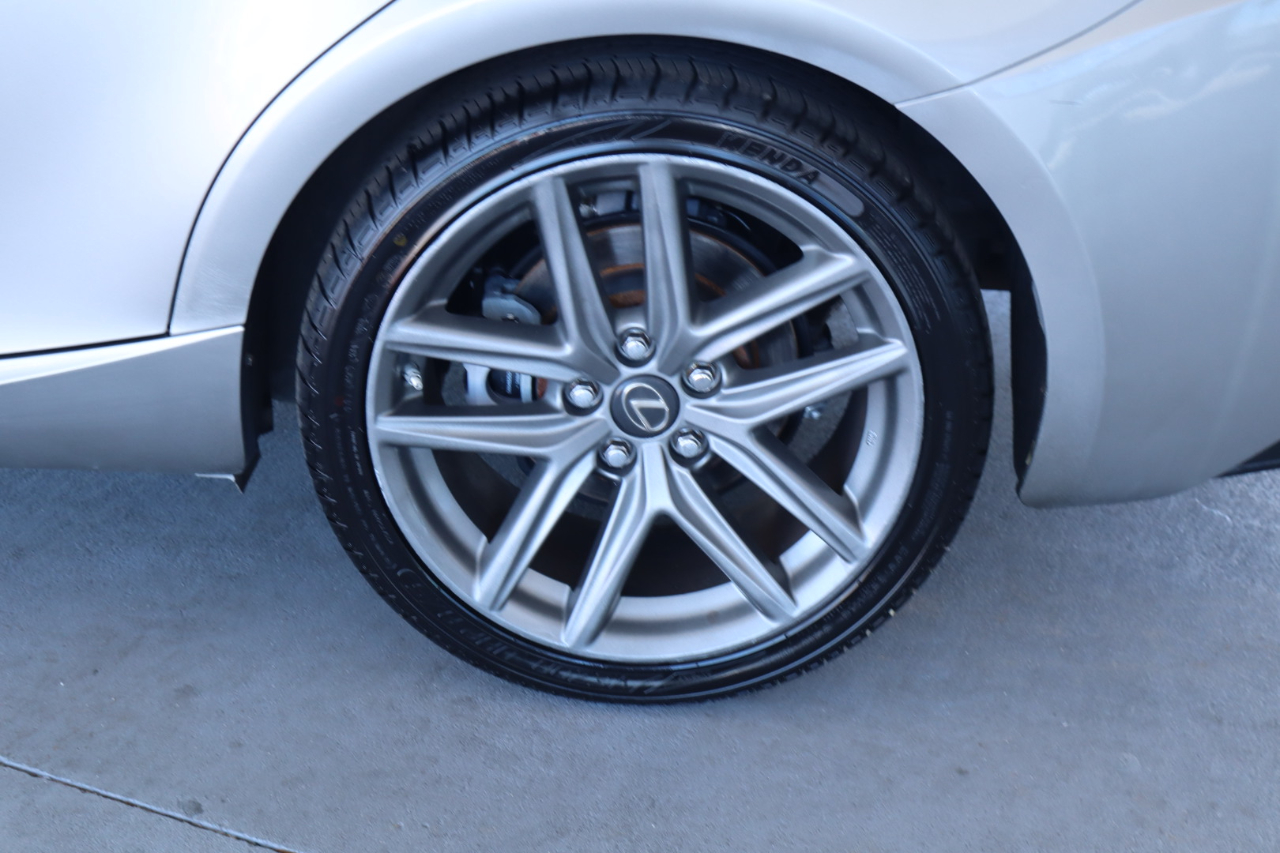 Lexus IS 250 4dr Sport Sdn RWD 2015