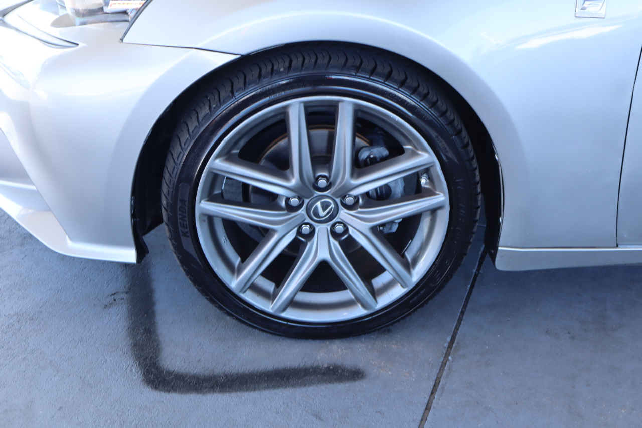 Lexus IS 250 4dr Sport Sdn RWD 2015