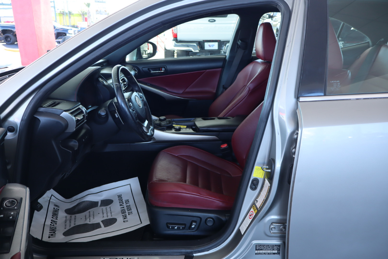 Lexus IS 250 4dr Sport Sdn RWD 2015