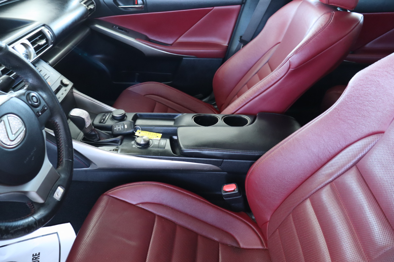 Lexus IS 250 4dr Sport Sdn RWD 2015