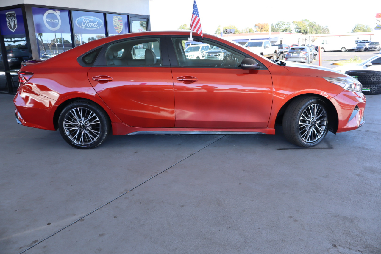 Kia Forte GT-Line IVT 2023