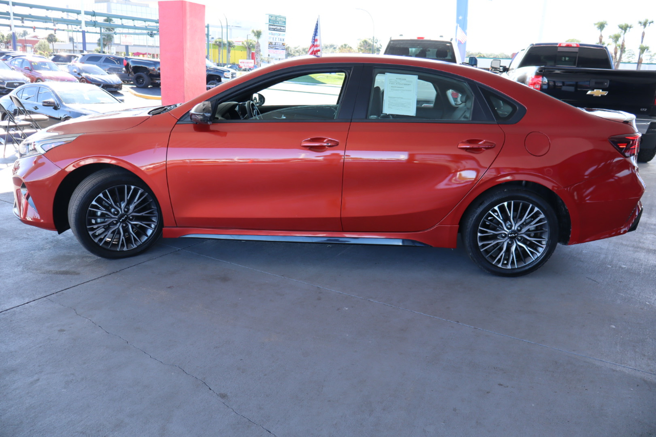 Kia Forte GT-Line IVT 2023