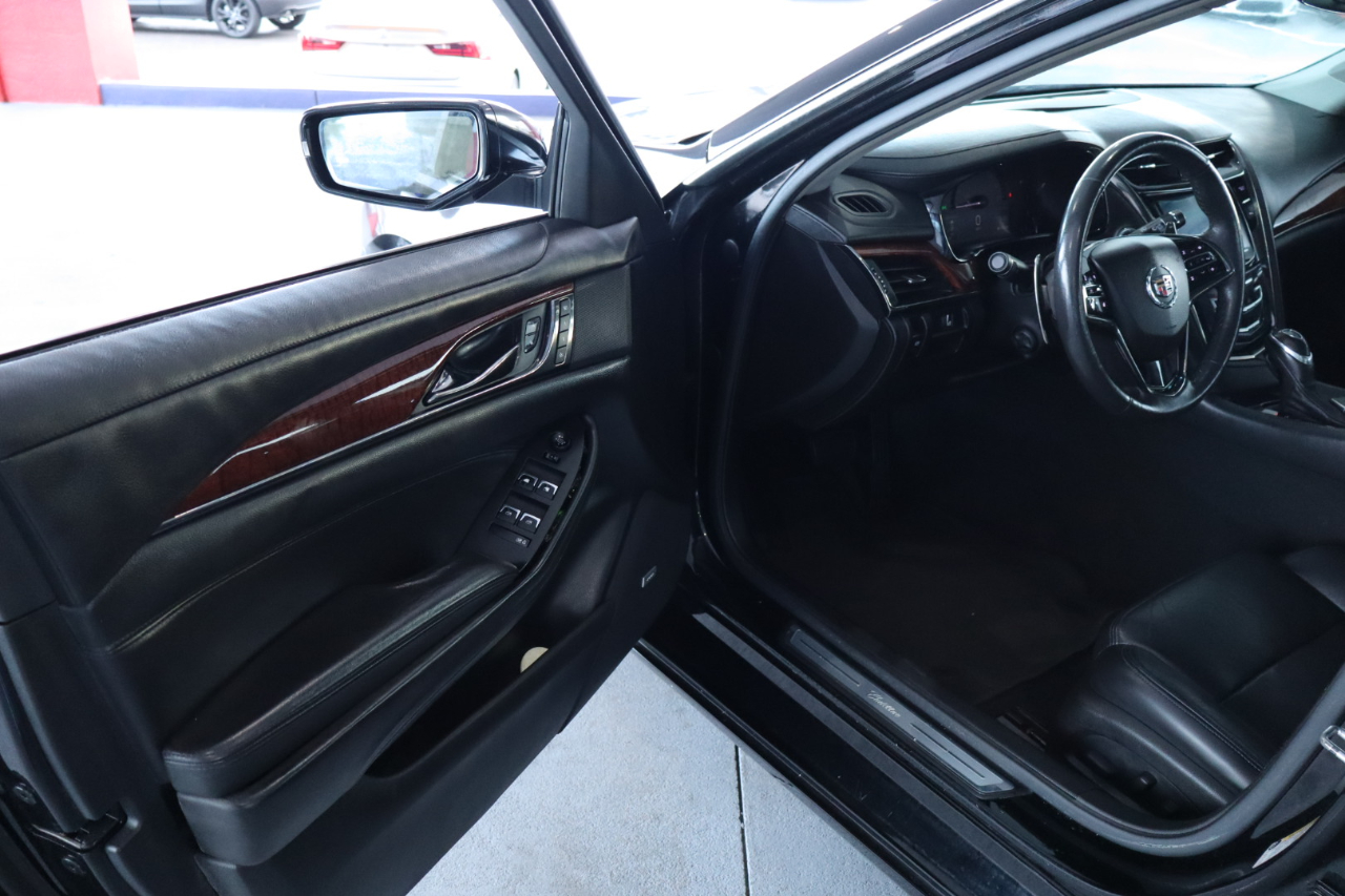 Cadillac CTS Sedan 4dr Sdn 2.0L Turbo Luxury RWD 2014