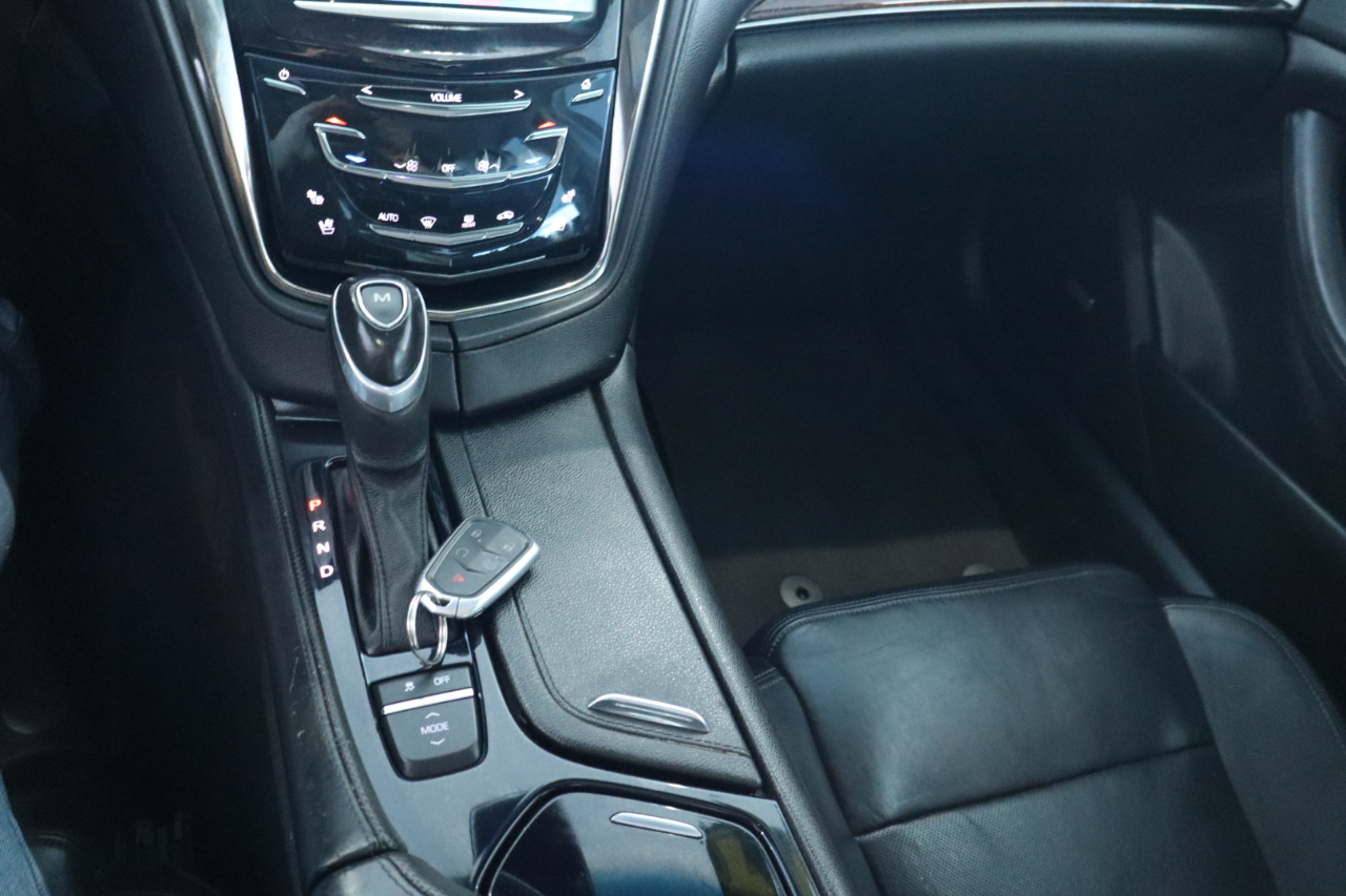 Cadillac CTS Sedan 4dr Sdn 2.0L Turbo Luxury RWD 2014