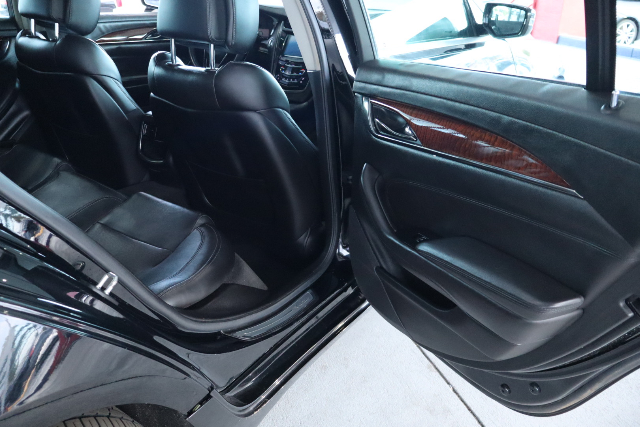 Cadillac CTS Sedan 4dr Sdn 2.0L Turbo Luxury RWD 2014