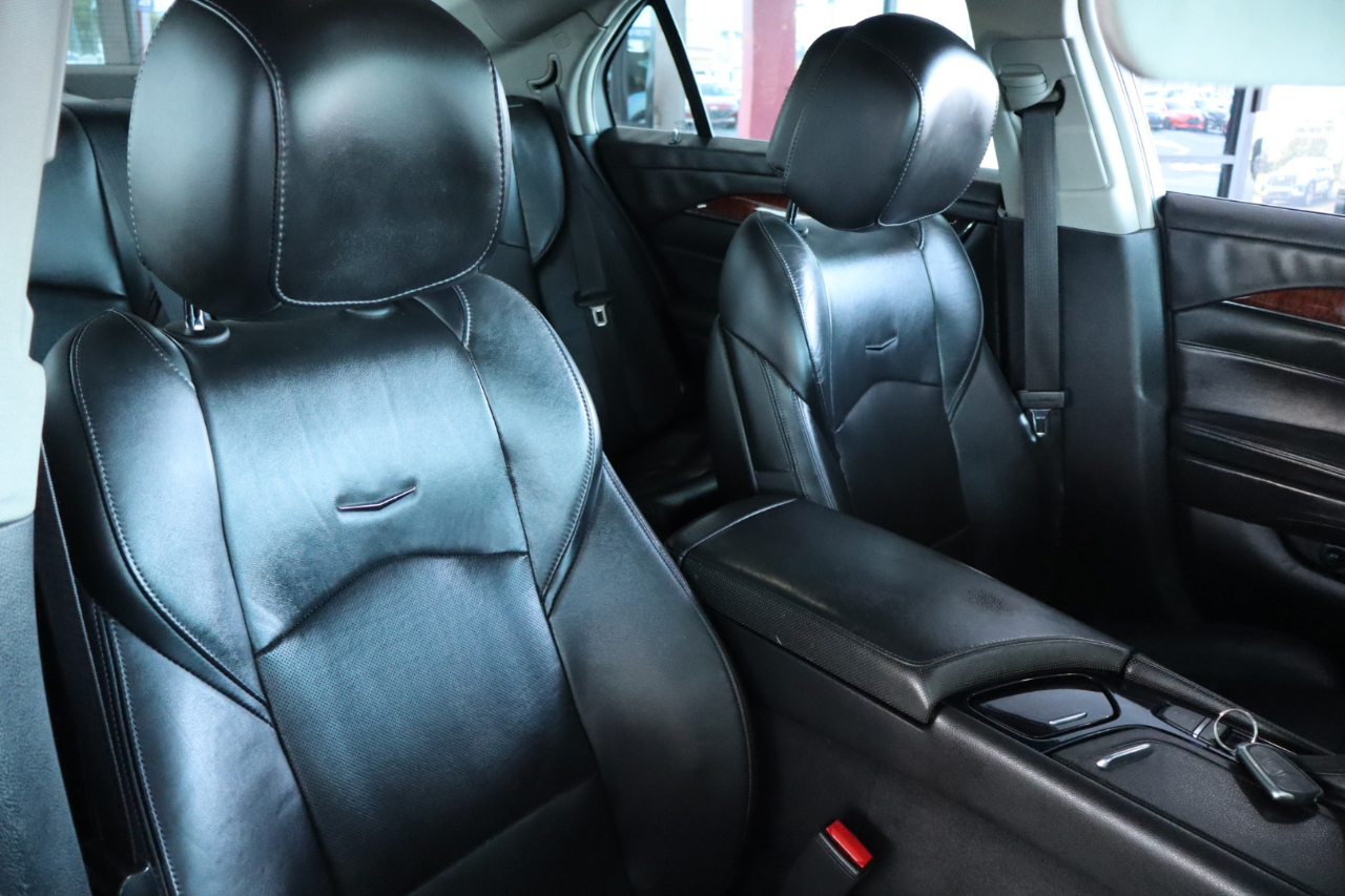 Cadillac CTS Sedan 4dr Sdn 2.0L Turbo Luxury RWD 2014