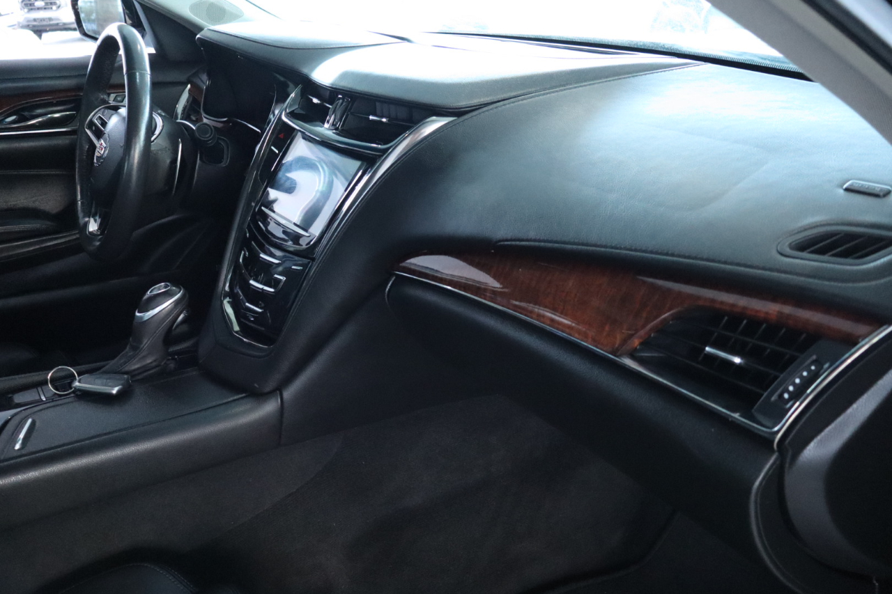 Cadillac CTS Sedan 4dr Sdn 2.0L Turbo Luxury RWD 2014