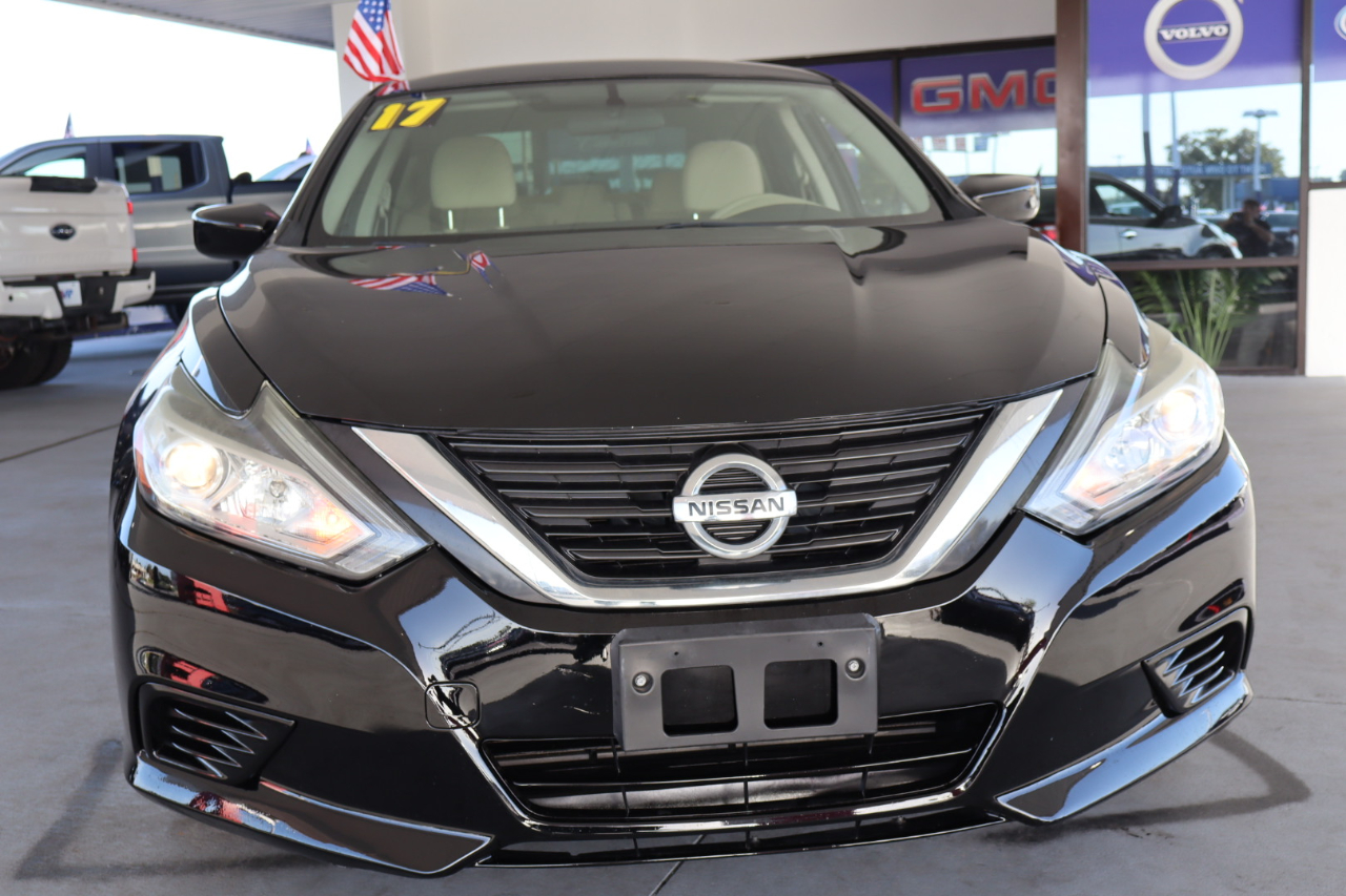 Nissan Altima 2.5 S Sedan 2017