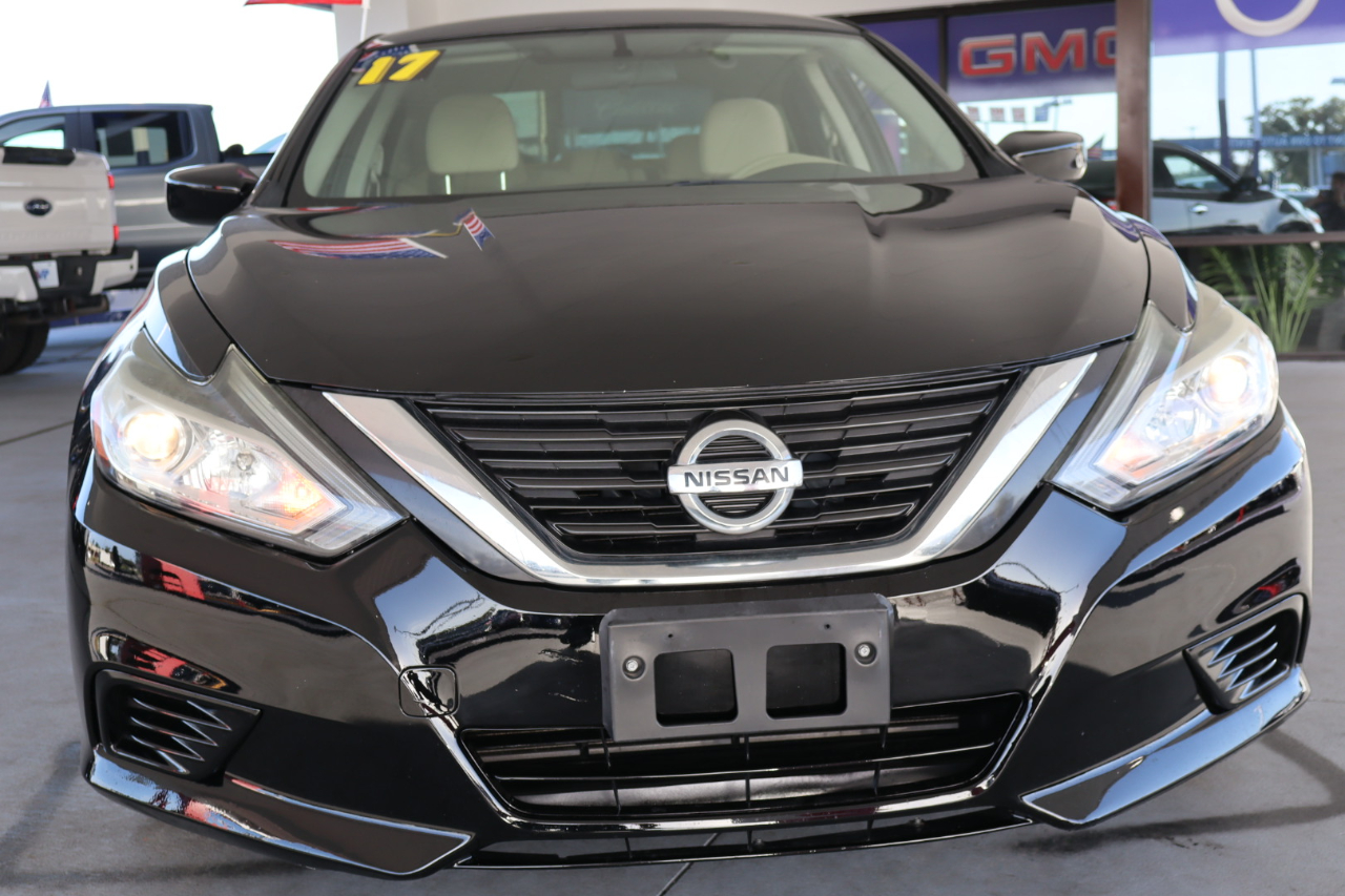 Nissan Altima 2.5 S Sedan 2017