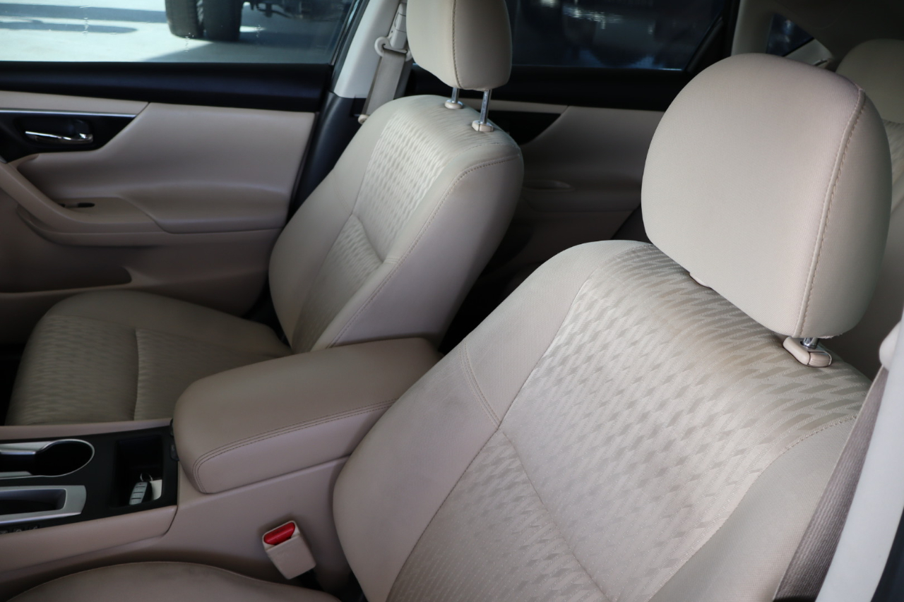 Nissan Altima 2.5 S Sedan 2017