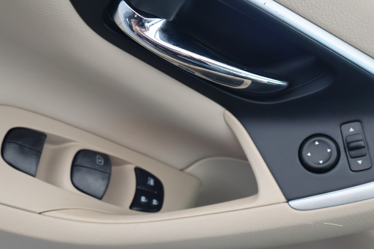 Nissan Altima 2.5 S Sedan 2017