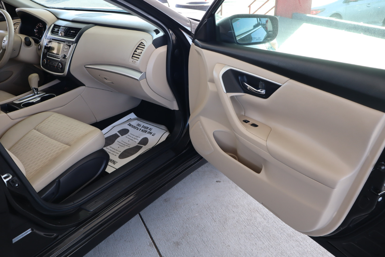 Nissan Altima 2.5 S Sedan 2017