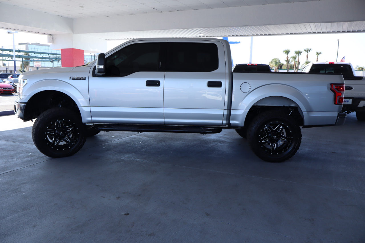 Ford F-150 4WD SuperCab 145" XLT 2018