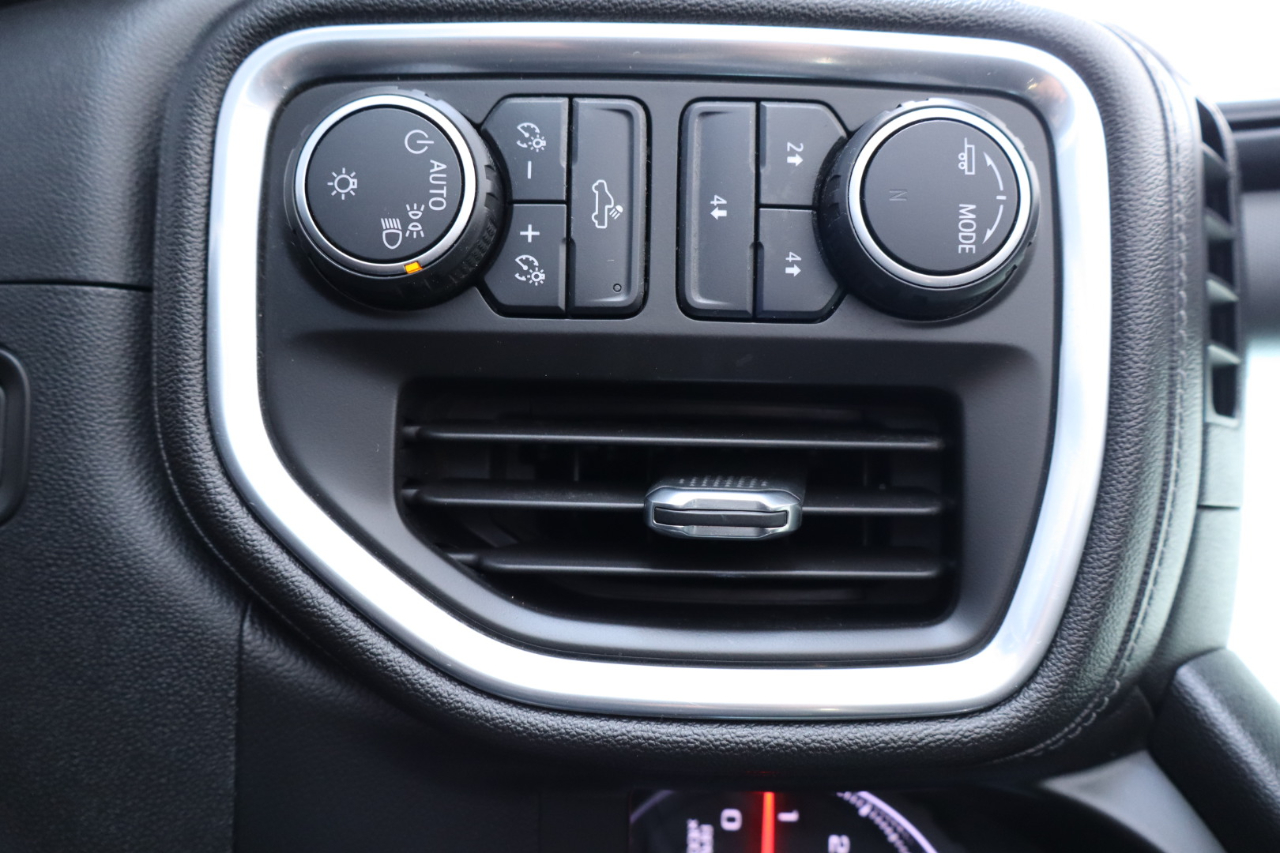 Chevrolet Silverado 2500HD 4WD Crew Cab 159" LT 2020