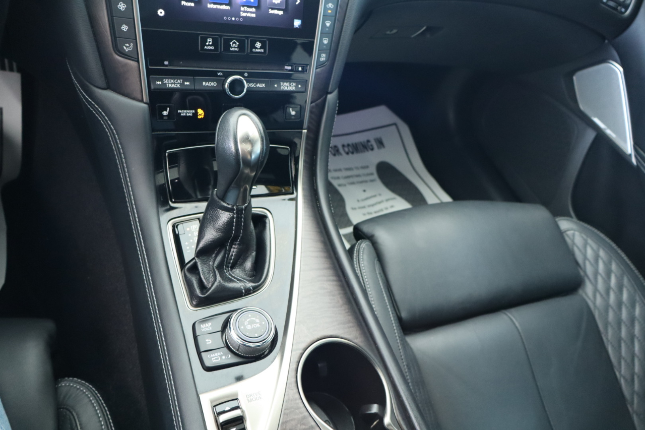 Infiniti Q50 Red Sport 400 AWD 2017