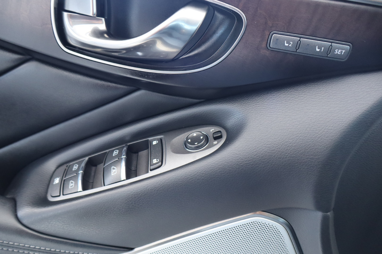 Infiniti Q50 Red Sport 400 AWD 2017