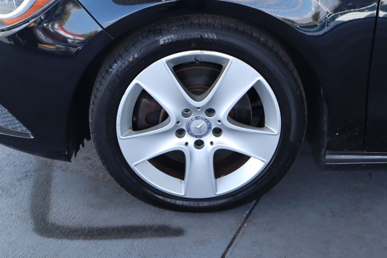 Mercedes-Benz CLA-Class 4dr Sdn CLA 250 FWD 2015