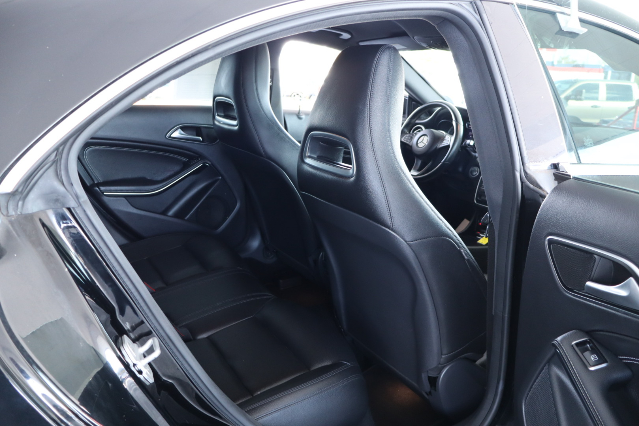 Mercedes-Benz CLA-Class 4dr Sdn CLA 250 FWD 2015