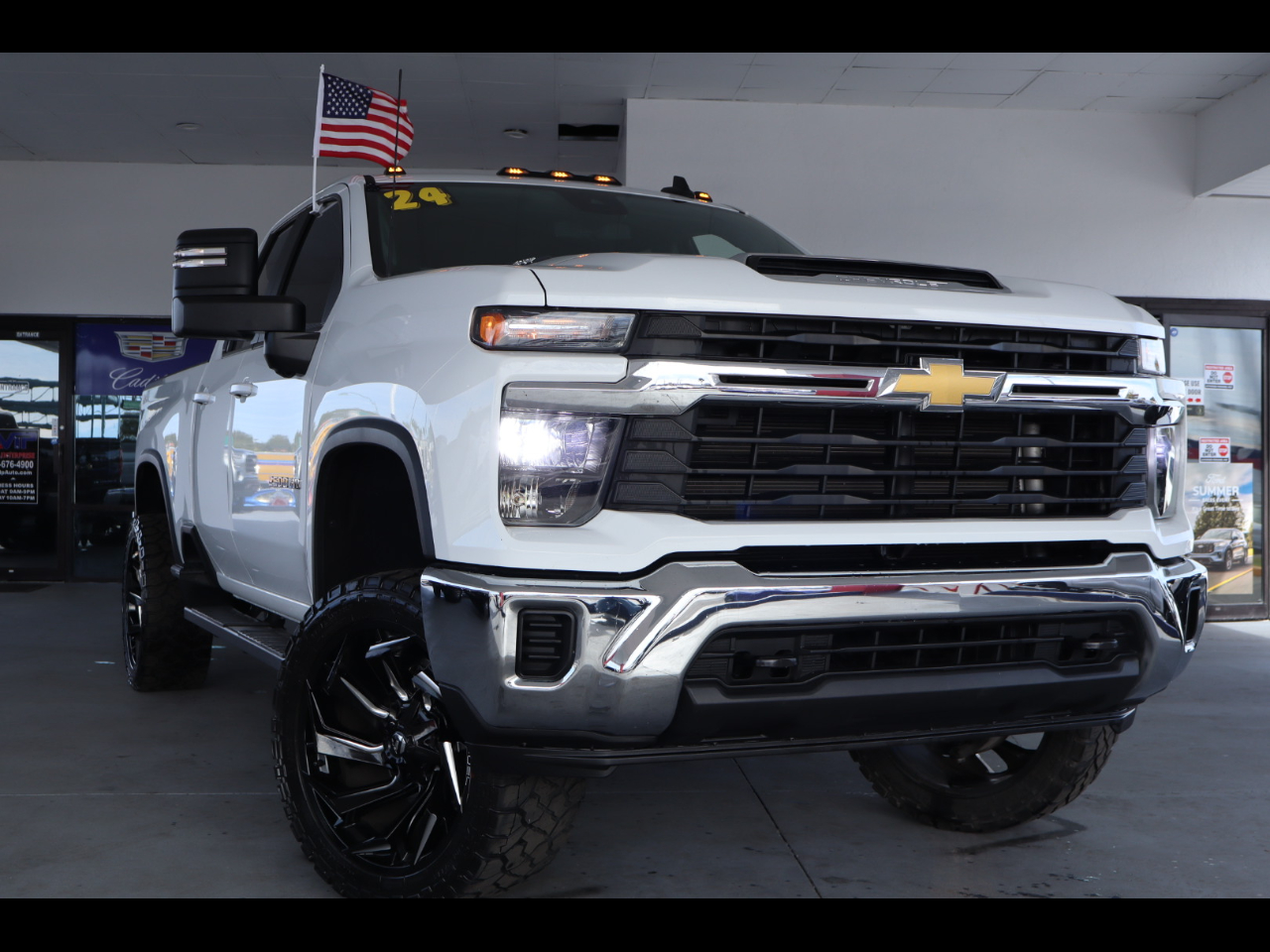 Chevrolet Silverado 2500HD 4WD Double Cab 149" LT 2024
