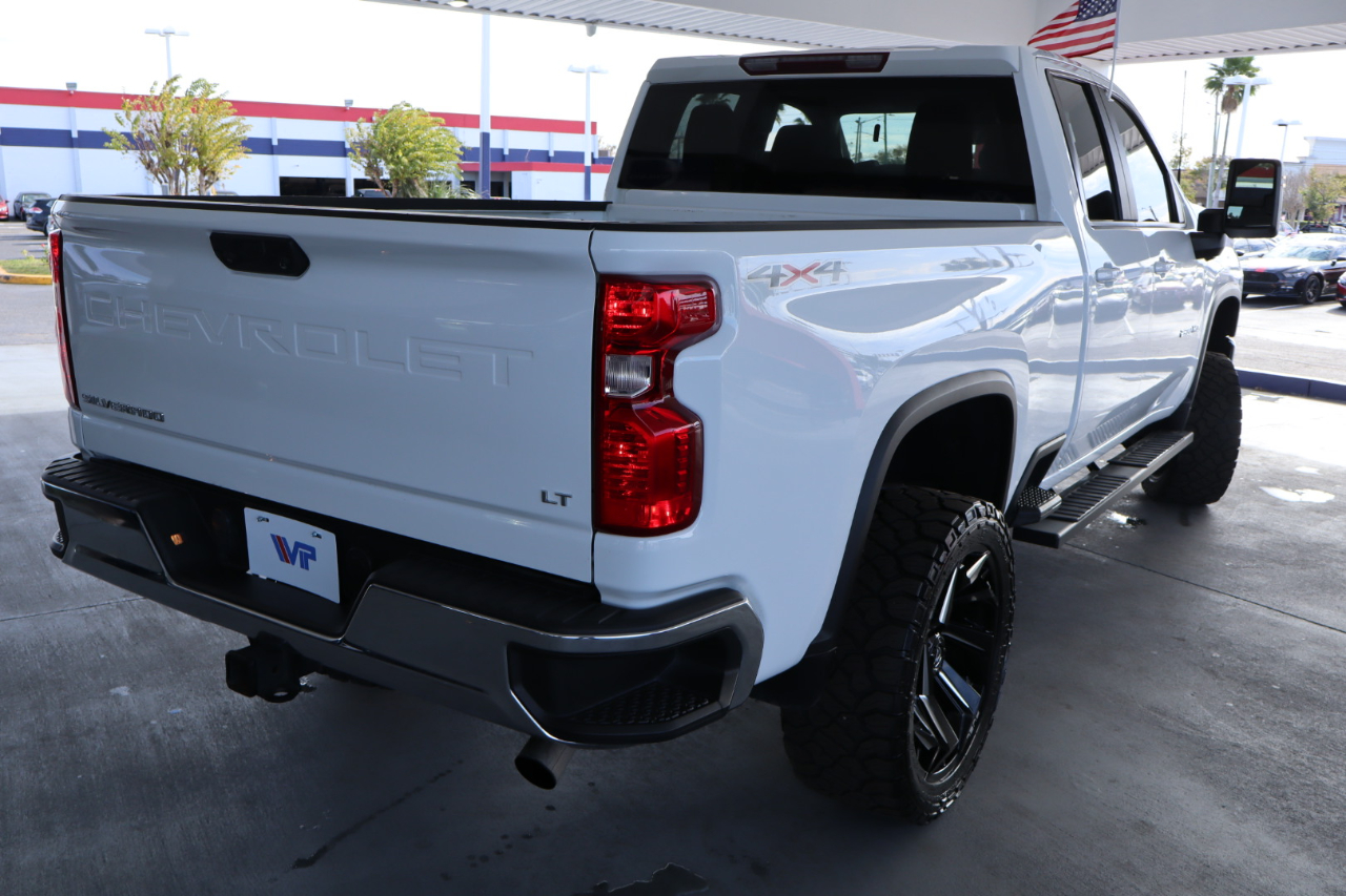 Chevrolet Silverado 2500HD 4WD Double Cab 149" LT 2024