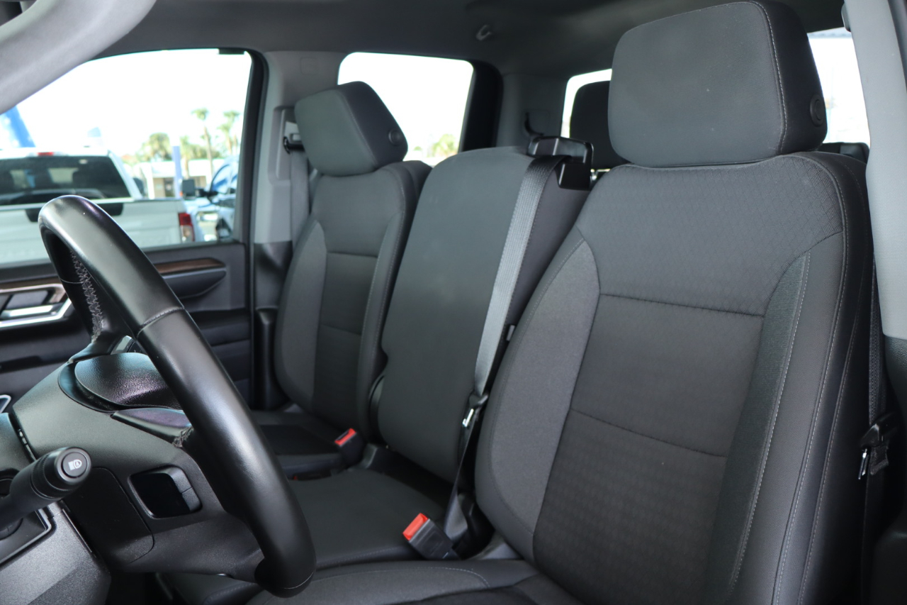 Chevrolet Silverado 2500HD 4WD Double Cab 149" LT 2024