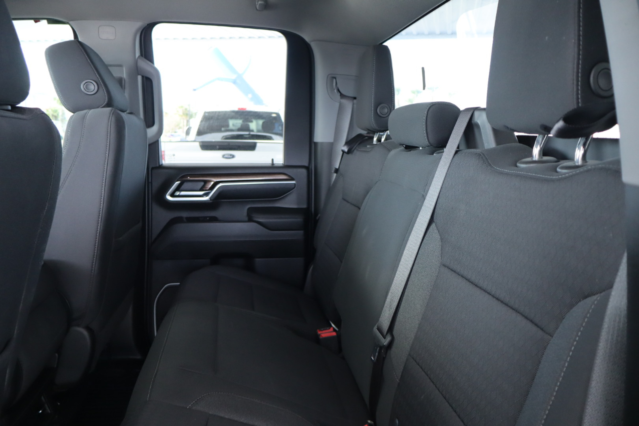 Chevrolet Silverado 2500HD 4WD Double Cab 149" LT 2024