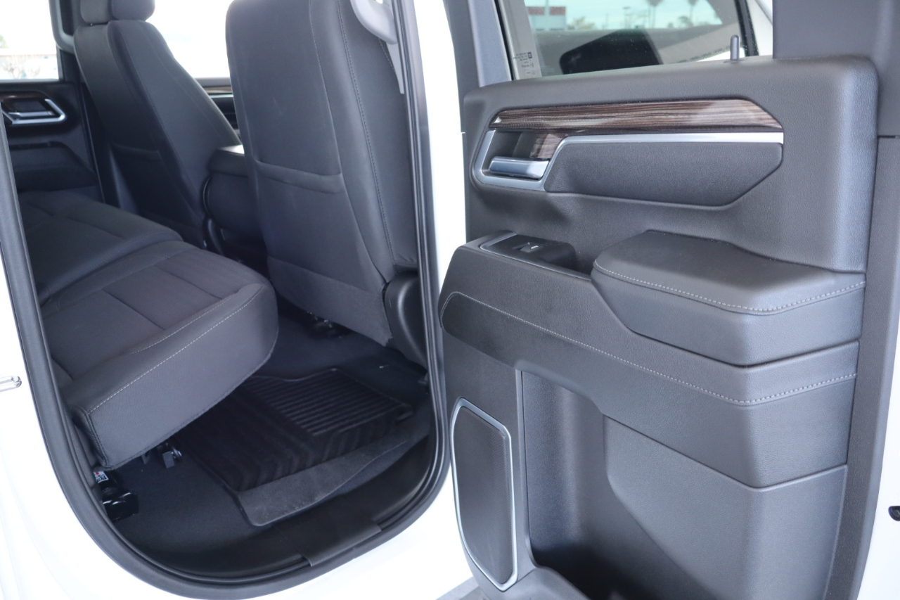 Chevrolet Silverado 2500HD 4WD Double Cab 149" LT 2024