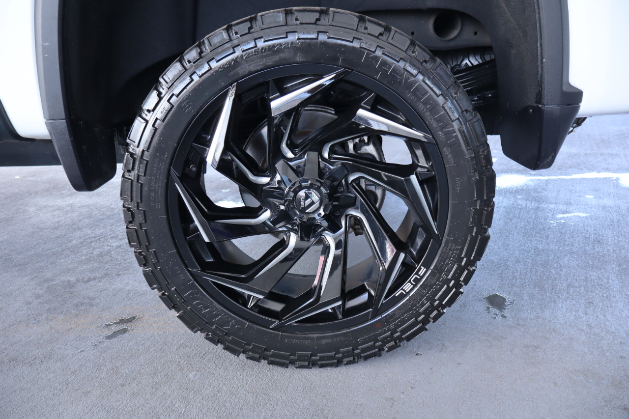 Chevrolet Silverado 2500HD 4WD Double Cab 149" LT 2024