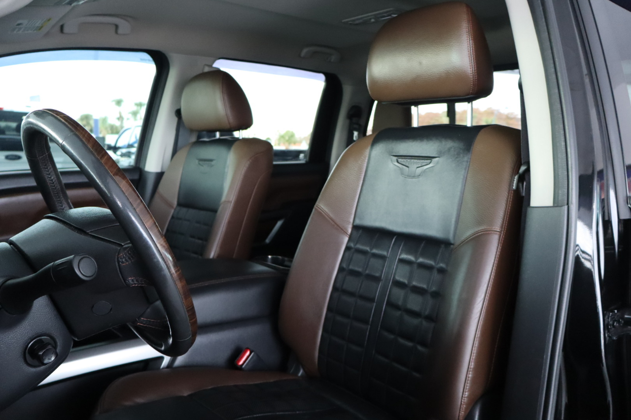 Nissan Titan 4x2 Crew Cab Platinum Reserve 2017