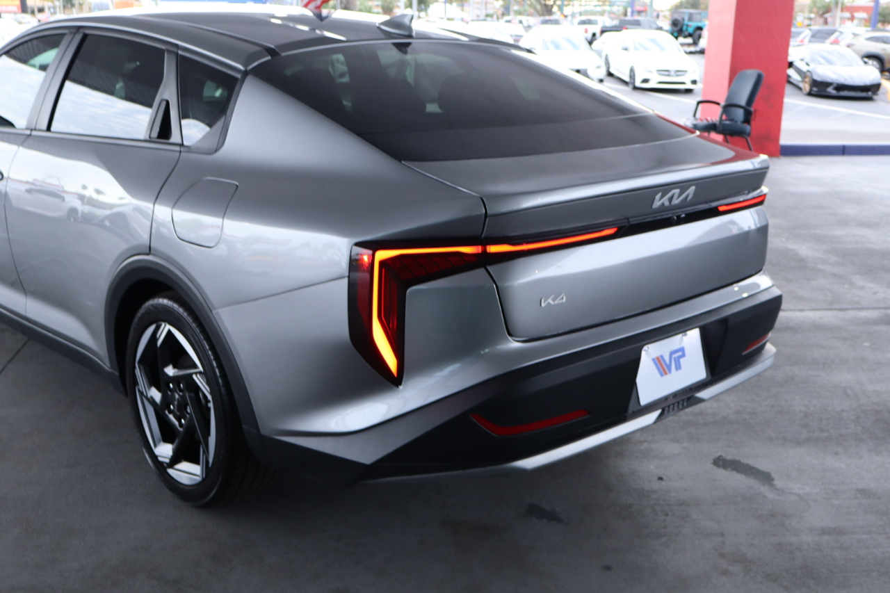 Kia K4 EX FWD 2025