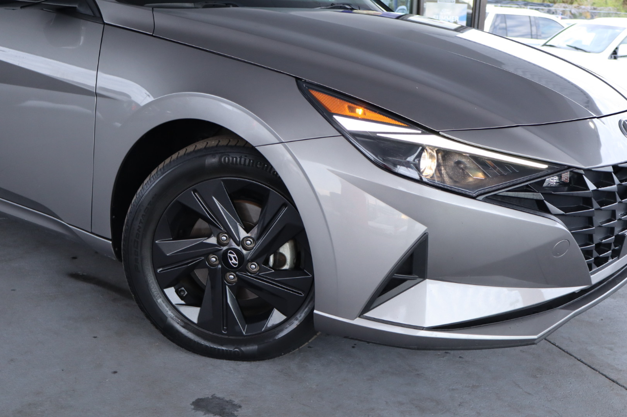 Hyundai Elantra SEL IVT 2022