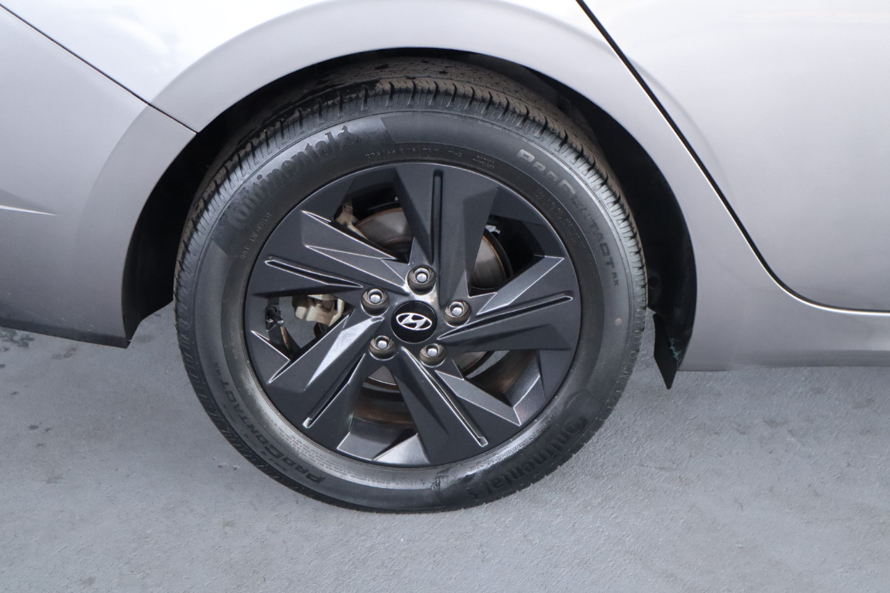 Hyundai Elantra SEL IVT 2022