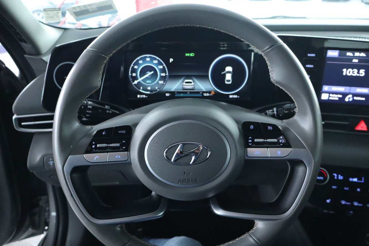 Hyundai Elantra SEL IVT 2022