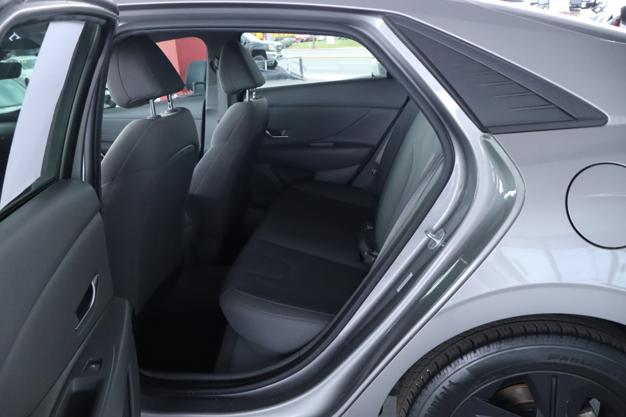 Hyundai Elantra SEL IVT 2022